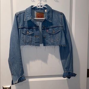 Cropped Levi denim jacket